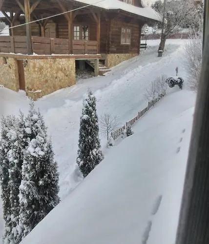 U Janina 3* איסטבנה